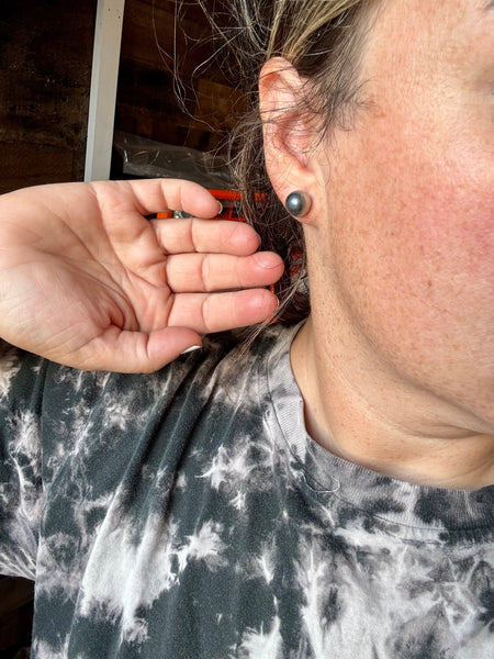 10 mm Sterling Silver Pearls || Stud Earrings