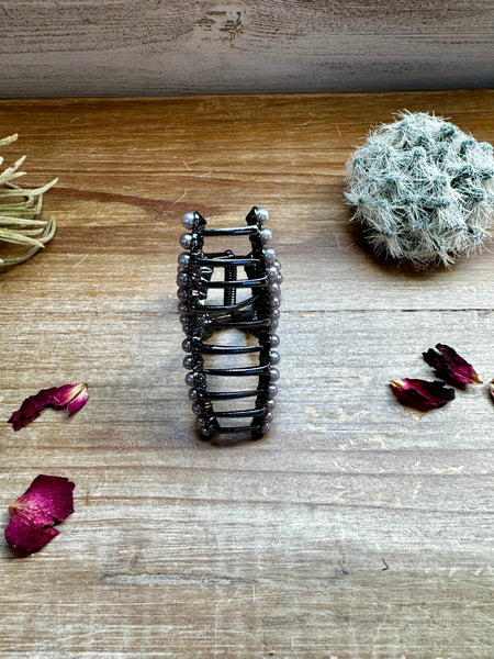 Smaller Pearls || Claw Clips