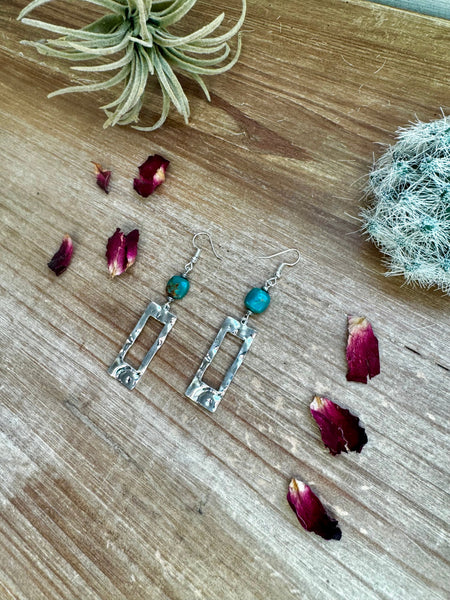 Green Turquoise Rectangle || Earrings