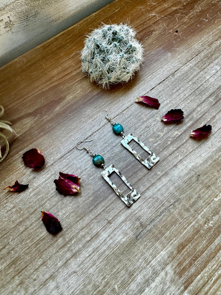 Green Turquoise Rectangle || Earrings