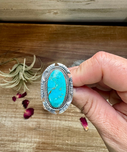 Kingman Turquoise and Sterling Silver || Size 8 Ring