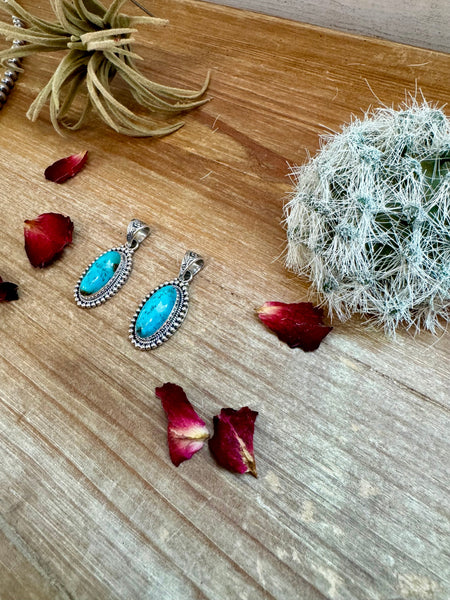 Long Turquoise Stone || Pendant