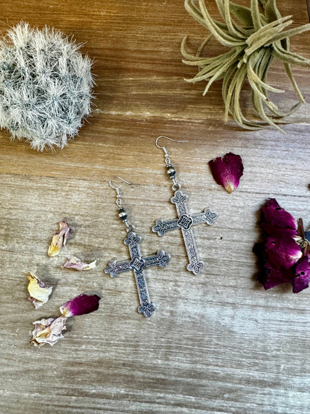 6 mm Cross Sterling Silvers Pearls || Earrings