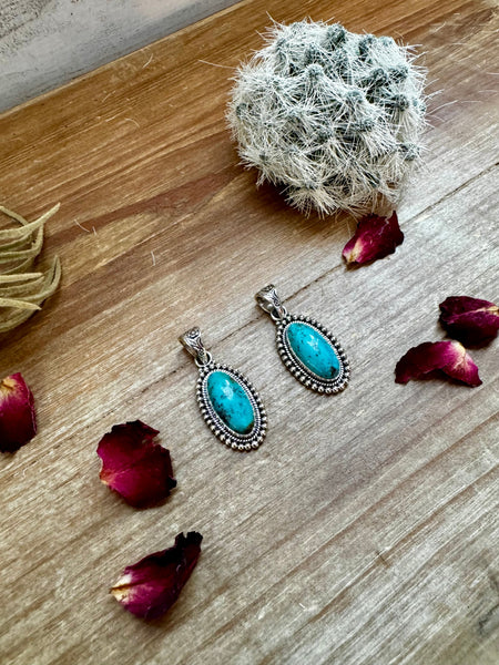 Long Turquoise Stone || Pendant