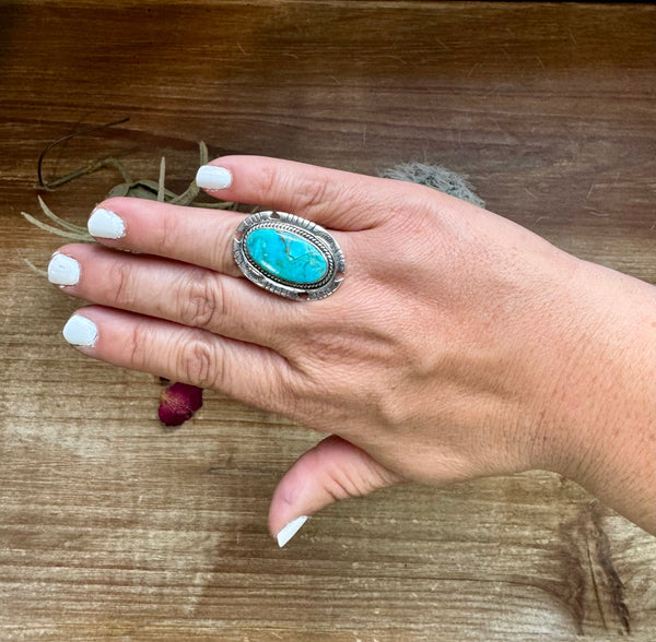 Kingman Turquoise and Sterling Silver || Size 8 Ring