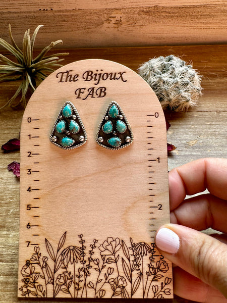 Kingman Turquoise and Sterling Silver || Stud Earrings