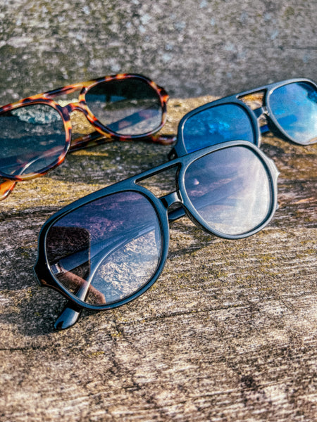 The Dive Bar Sunglasses