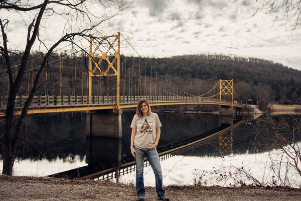 Wigwam Motel Tee-Heather Tan