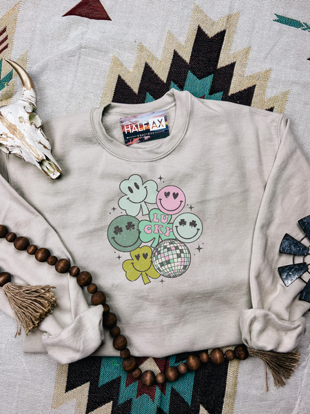 Lucky Clover || Tee or Sweatshirt