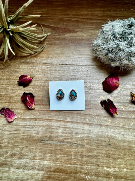 Teardrop Spiny and Turquoise || Stud Earrings