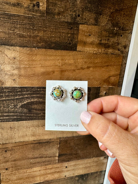 Flower Kingman Turquoise Option 2 || Stud Earrings