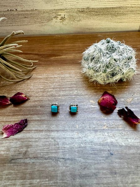 Mini Turquoise || Stud Earrings