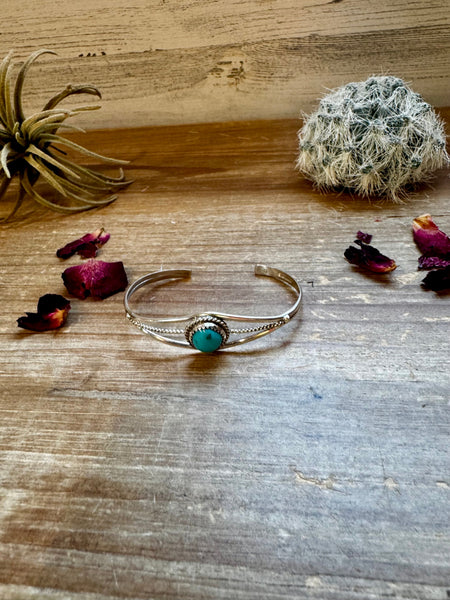 Sterling Silver with Kingman Turquoise Cuff || Bracelet