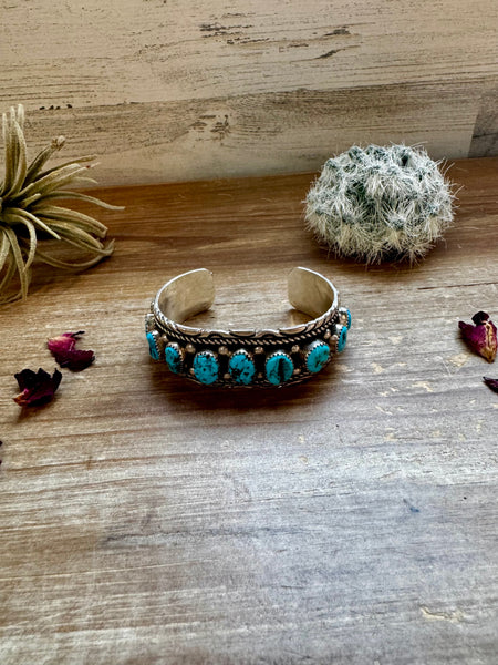 Sterling Silver with Kingman Turquoise Cuff || Bracelet