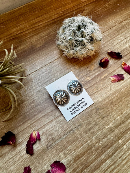 Round Sterling Silver || Stud Earrings