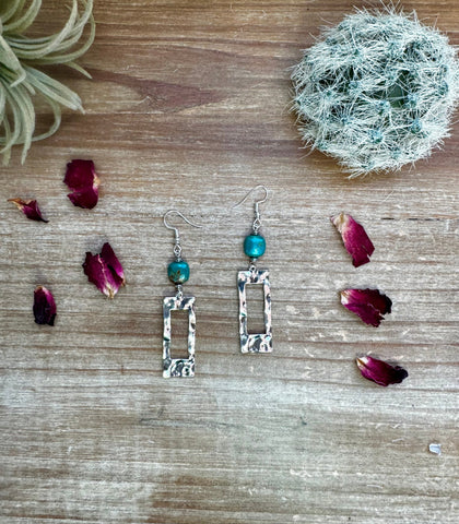 Green Turquoise Rectangle || Earrings