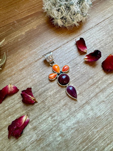 Sterling Silver with Purple and Orange Spiny || Pendant