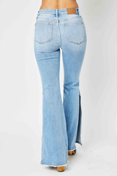 Judy Blue || Mid Rise Slit Flare Jeans